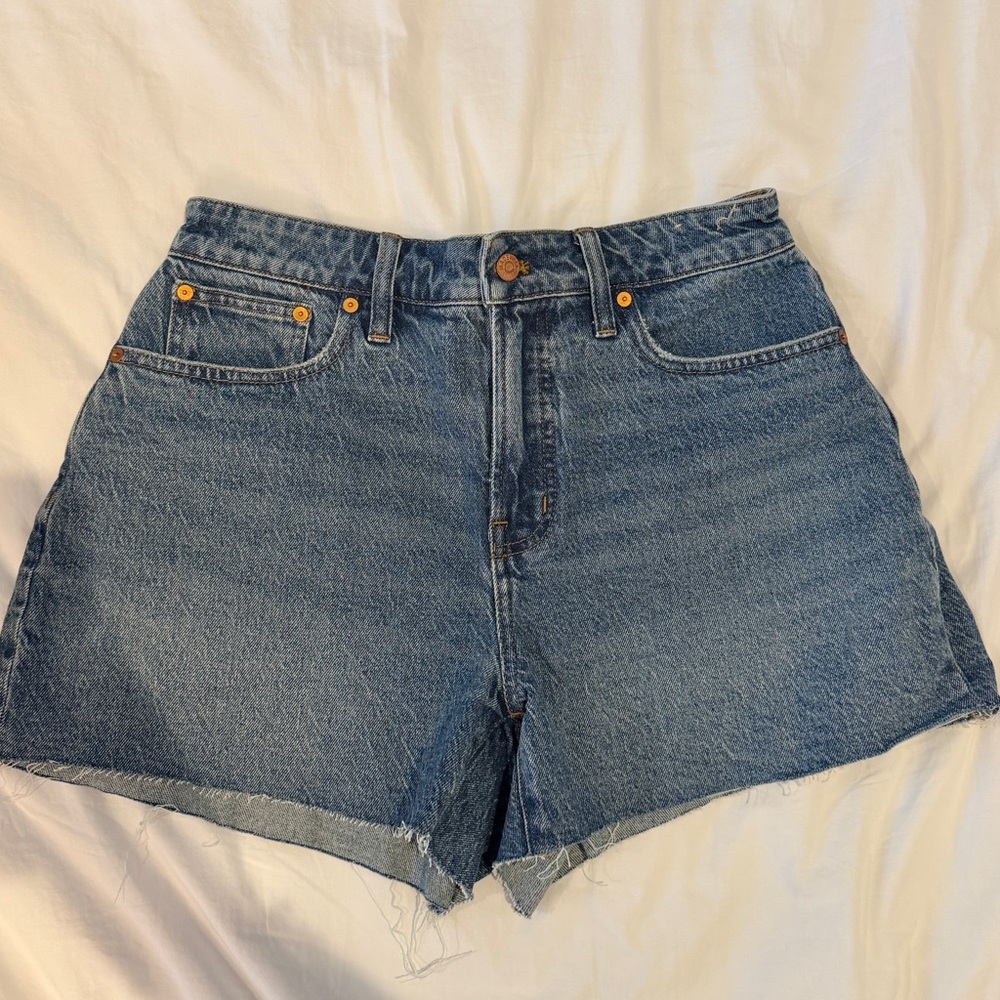 Madewell Curvy Perfect Jean Shorts – Medium Wash – Size 29